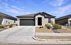 2240 Small Mountain Place, El Paso, TX 79911