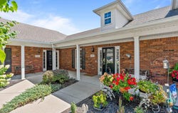 6505 Renate Road, Louisville, KY 40291