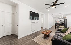 322 E Walnut Street, Hillsboro, TX 76645