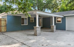 6136 Walnut Drive, Fort Worth, TX 76114