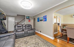 1 Windsor Place, Lynbrook, NY 11563