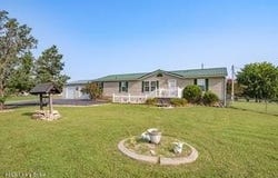 85 Oaklawn Ct, Brandenburg, KY 40108