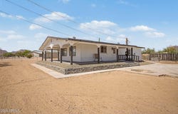 1641 N PLAZA Drive, Apache Junction, AZ 85120
