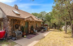 2267 W MULE Pass, Bisbee, AZ 85603