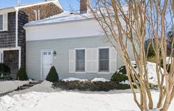 570 Hampton Rd, Southampton, NY 11968