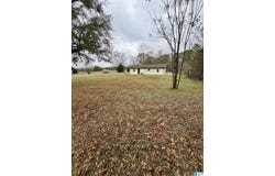 100 MIMS CIRCLE, CLANTON, AL 35045