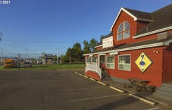 2210 N MAIN Ave, Tillamook, OR 97141