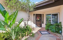 18541 Locksley St, Rancho Bernardo, CA 92128