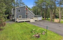 5121 Eagle Place, Pocono Summit, PA 18346