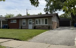 1495 Freeland Avenue, Calumet City, IL 60409