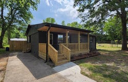 202 E Huggins Street, Manning, SC 29102