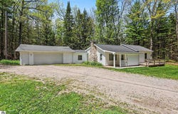 5950 Mark Drive, Hale, MI 48739