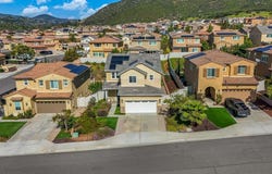 310 Falabella Ln, Fallbrook, CA 92028