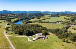 651 Cliff Top Rd, Blaine, TN 37709