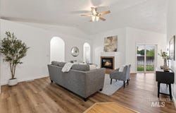 1231 N 14th E, Mountain Home, ID 83647