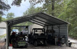 325 Creekview Drive, Hortense, GA 31543