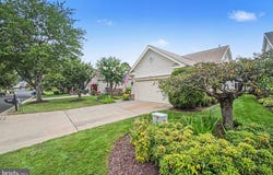 6877 SADDLE RUN Way, GAINESVILLE, VA 20155
