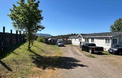 11820 Gate Ridge Dr, Hornbrook, CA 96044