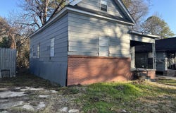 450 Derrick Street, Jackson, MS 39203