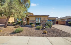 2197 E LINDRICK Drive, Gilbert, AZ 85298