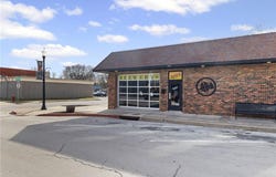 422 Main Street, Belton, MO 64012