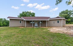 1129 Holly Road, Gilmer, TX 75644