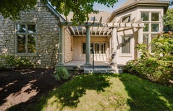 9985 Gresham Court, Powell, OH 43065