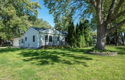 1824 Madison Street, Cedar Falls, IA 50613