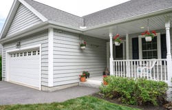 44 Carriage Lane, Brunswick, ME 04011