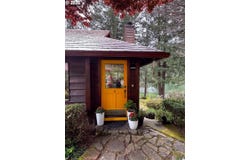 89366 DAHLIN Rd, Florence, OR 97439