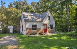 33 Reynolds Drive, Coventry, CT 06238