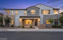 760 E Doral Avenue, Gilbert, AZ 85297