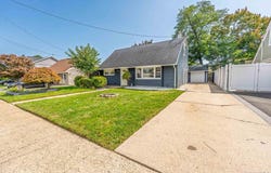 27 Park Lane, Bethpage, NY 11714