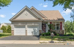 32 Benjamin St, Franklin Twp., NJ 08873-7260