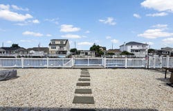 15 BEVERLY Lane, MANAHAWKIN, NJ 08050