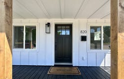 820 B St, Springfield, OR 97477
