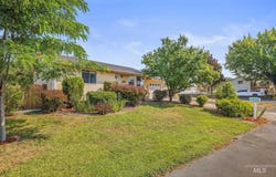 1805 Birch Dr, Lewiston, ID 83501
