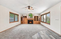 501 Park Lane, Waterloo, IA 50702