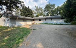 9149 Meadowview Road, Bloomington, MN 55425