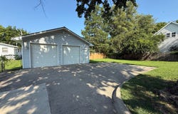 325 N Elliott St, Olney, IL 62450