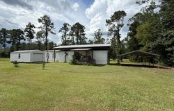 214 Forest Avenue, Fargo, GA 31631