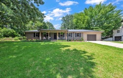 200 WATSON Way, Gardendale, AL 35071