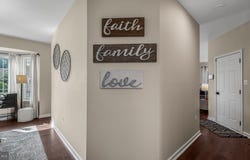4941 BREEZE Way, DUMFRIES, VA 22025