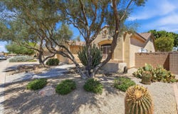 8056 W LOUISE Drive, Peoria, AZ 85383