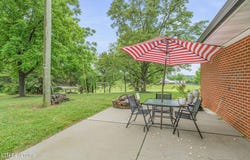 9402 Johnson Rd, Strawberry Plains, TN 37871