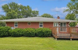 305 N John St, Moravia, IA 52571