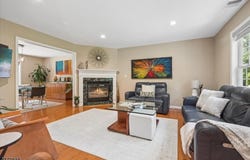 52 Henry Ct, Mount Arlington Boro, NJ 07856-1241