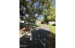 125 Dunsbach Ferry Road, Colonie, NY 12047