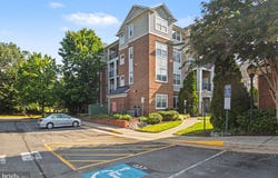 12956 CENTRE PARK Circle, HERNDON, VA 20171