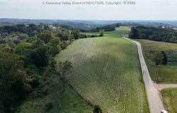 3491 Thomas Ridge Road, Leon, WV 25123